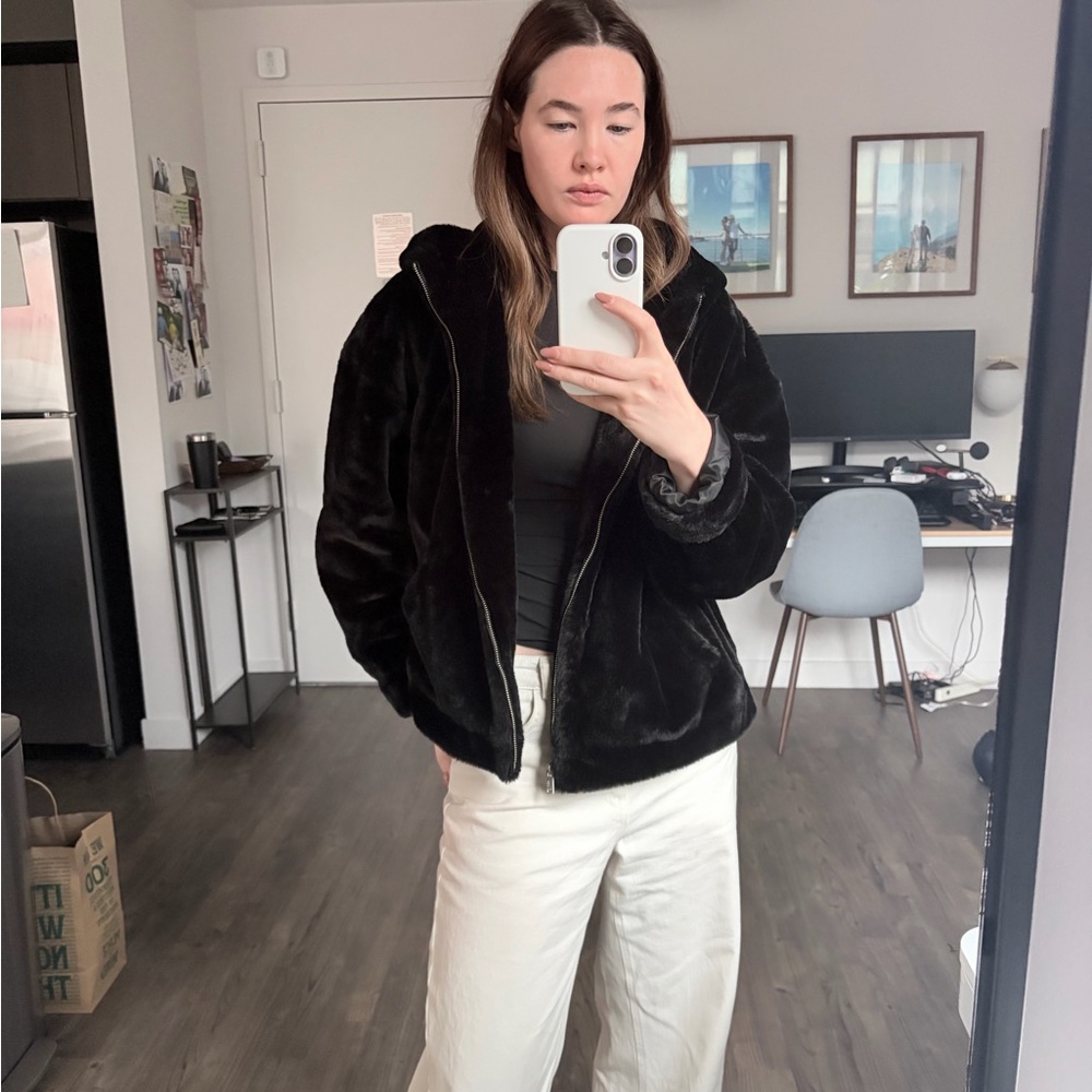 UGG Women's Mandy Faux Fur Jacket / Hoodie